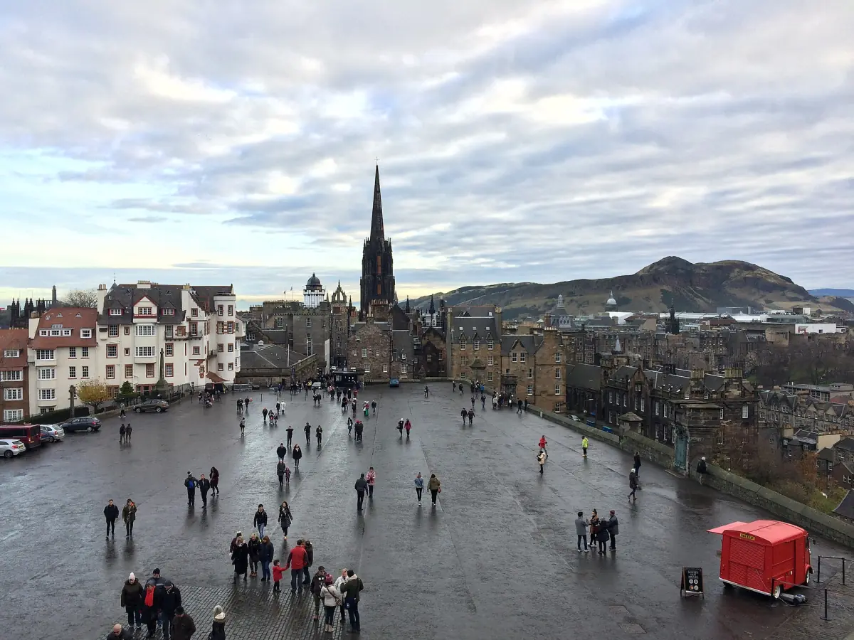 The Esplanade looking down the Royal Mile